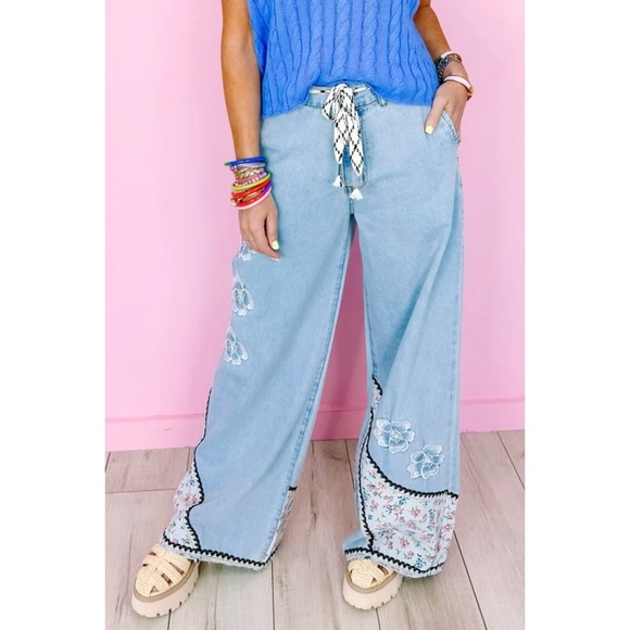 POL Flower Patched & Embroidered Wide Leg Summer Jeans - Picture 12 of 14